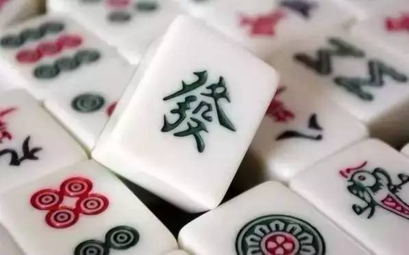 今日重大通报！小甘麻将确实真的有挂(怎么拿到好牌)