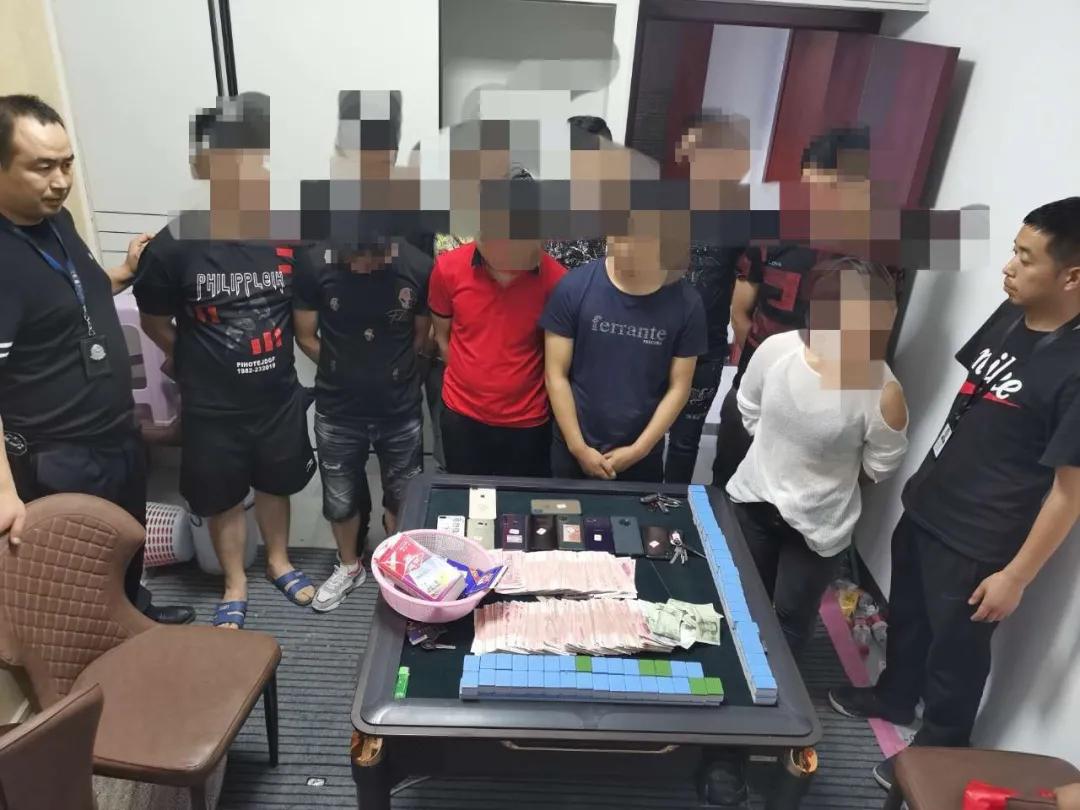 黑料！贵阳捉鸡麻将高手打牌思路技巧(怎么让牌变好)